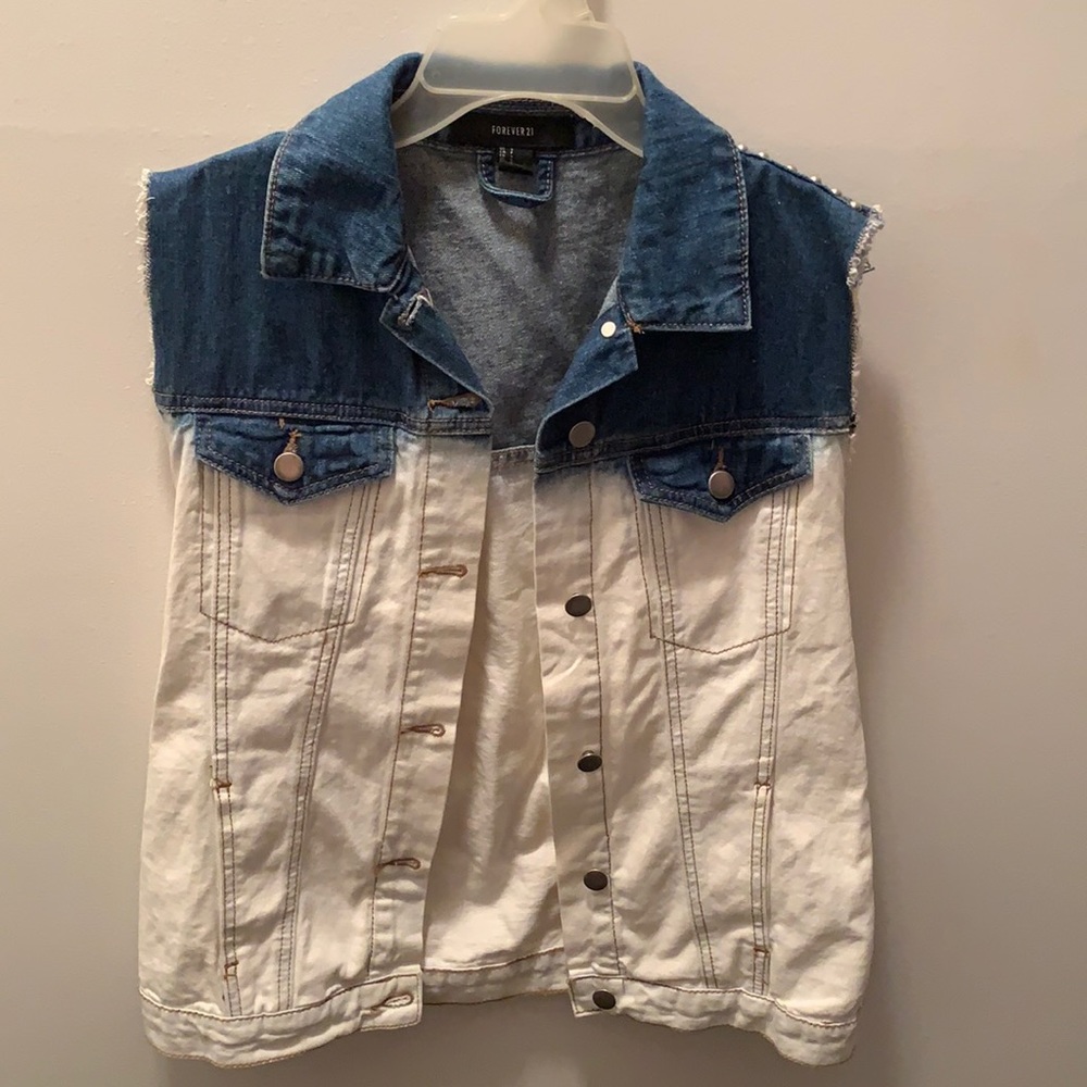 Forever 21 Jean jacket. Perfect condition!